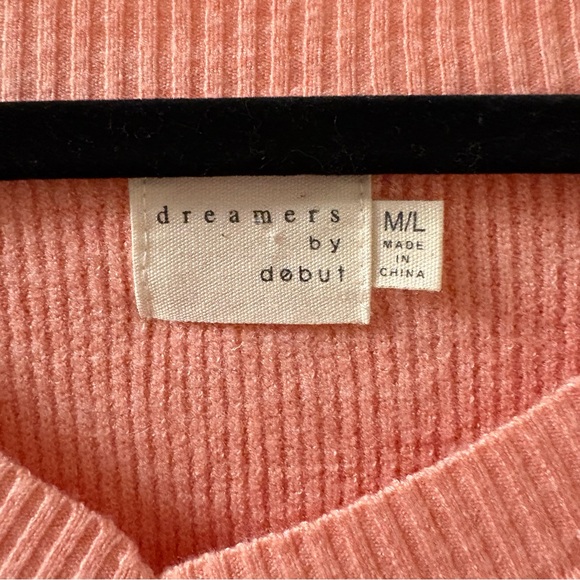 Dreamers by Debut Coral V-Neck Sweater Size M/L - Picture 11 of 12